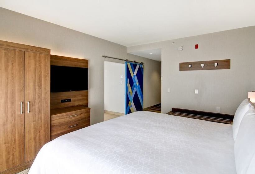 سوییت, Holiday Inn Express Hotel & Suites Toronto   Markham, An Ihg