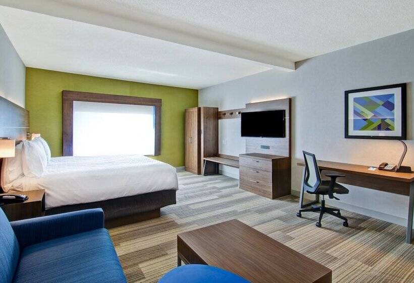 سوییت, Holiday Inn Express  & Suites Toronto  Markham