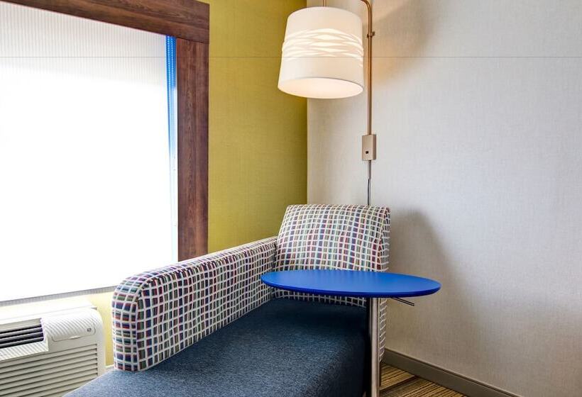 سوییت, Holiday Inn Express Hotel & Suites Toronto   Markham, An Ihg