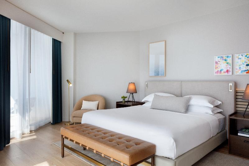 سوئیت با چشم‌انداز, Kimpton Epic Hotel, An Ihg