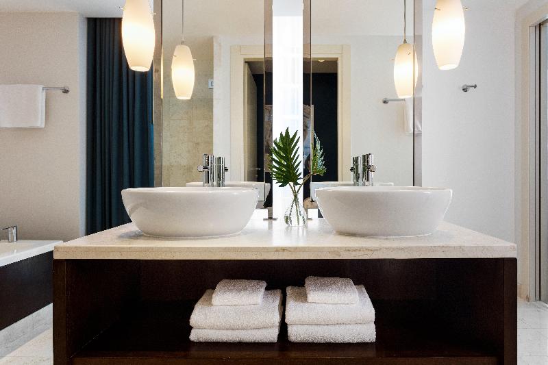 سوئیت با چشم‌انداز, Kimpton Epic Hotel, An Ihg