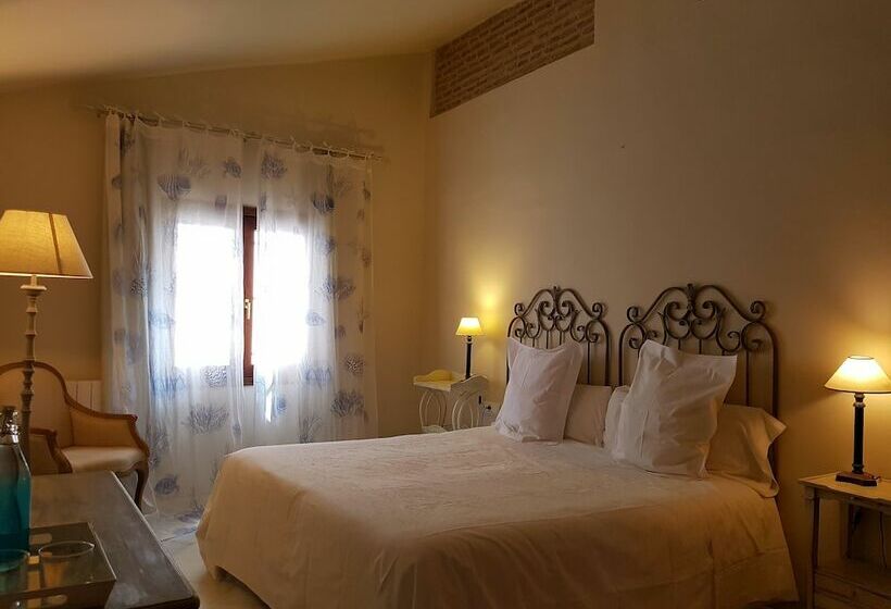 سوئیت با چشم‌انداز, Palacio Cobertizo De Santa Ines