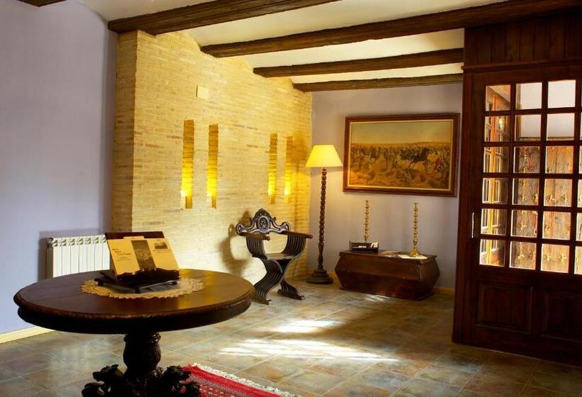 اتاق استاندارد, La Val