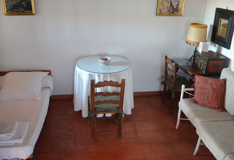 اتاق استاندارد سه نفره, Santa Isabel La Real