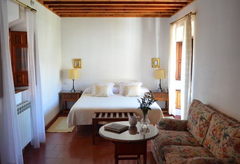 اتاق استاندارد سه نفره, Santa Isabel La Real