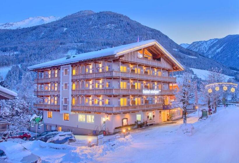اتاق استاندارد, Zirbenhotel Steiger