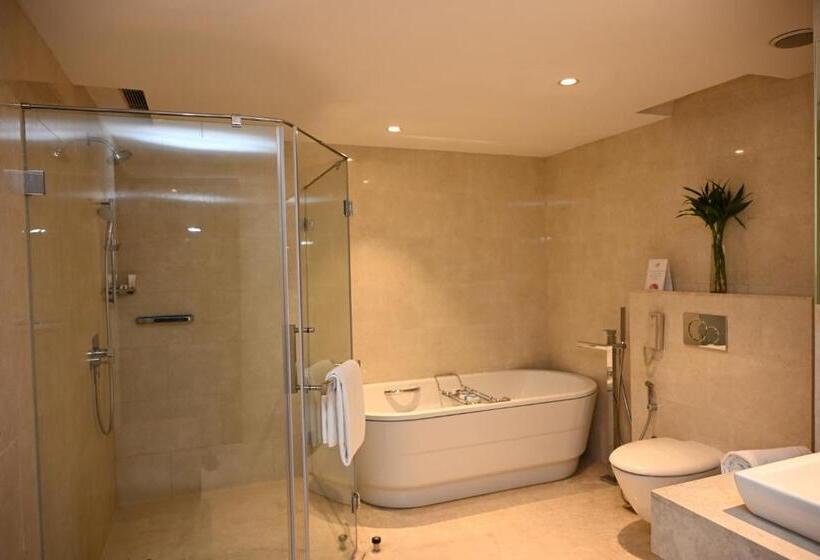 디럭스 스위트, The Lalit New Delhi