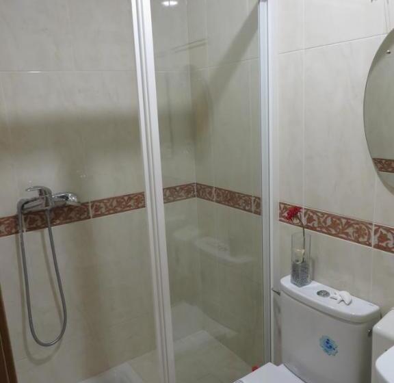اتاق استاندارد چهار تخته, Toctoc Rooms