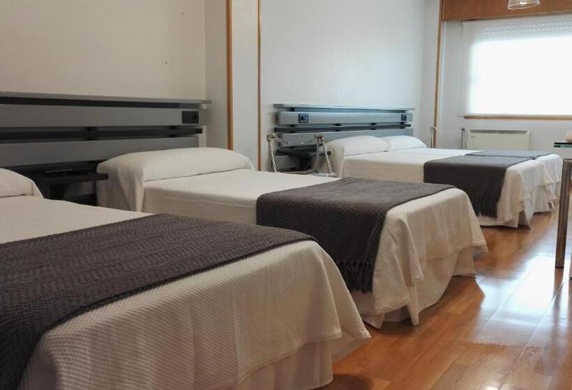 اتاق استاندارد چهار تخته, Toctoc Rooms