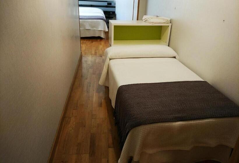 اتاق استاندارد سه نفره, Toctoc Rooms