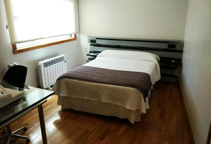 اتاق استاندارد سه نفره, Toctoc Rooms
