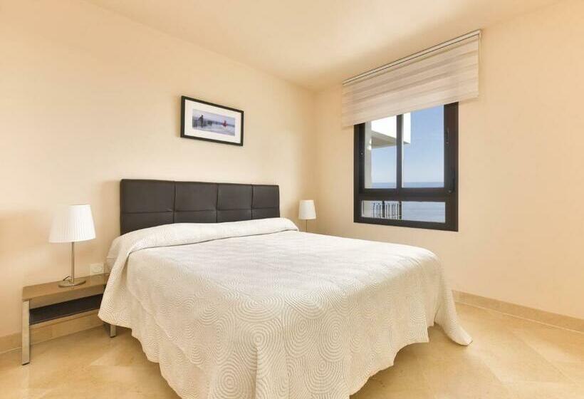 1 Schlafzimmer Apartment seitl. Meerblick, Olée Nerja Holiday Rentals By Fuerte Group