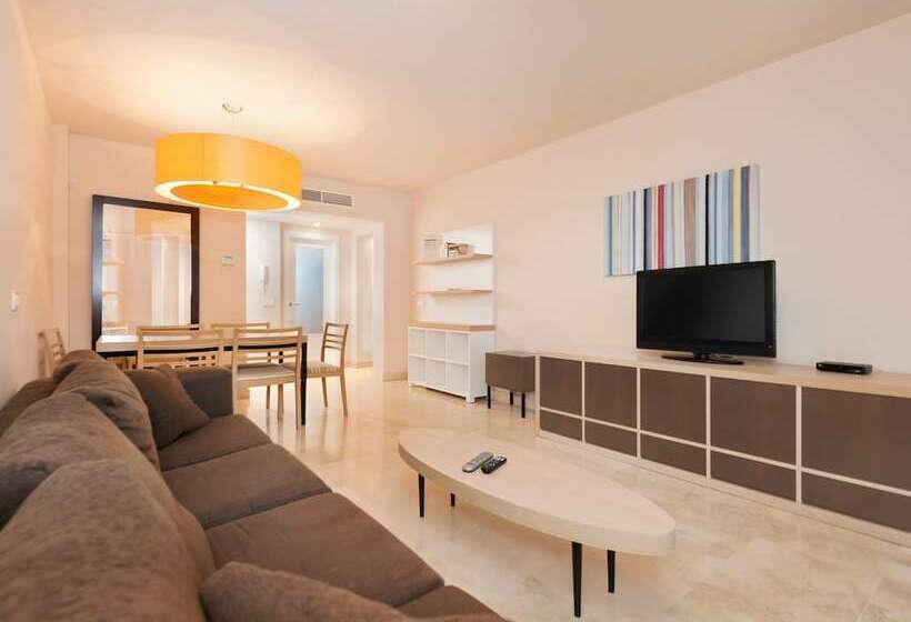 3 Schlafzimmer Comfort Apartment, Olée Nerja Holiday Rentals By Fuerte Group