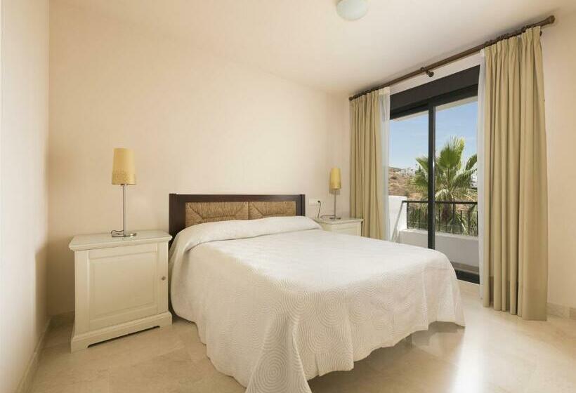 3 Schlafzimmer Apartment seitl. Meerblick, Olée Nerja Holiday Rentals By Fuerte Group