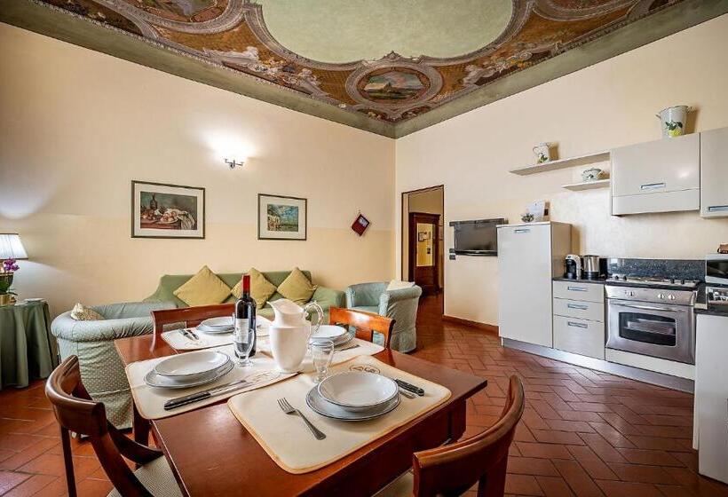 2-Schlafzimmer-Apartment mit Aussicht, Palazzo Gamba Apartments