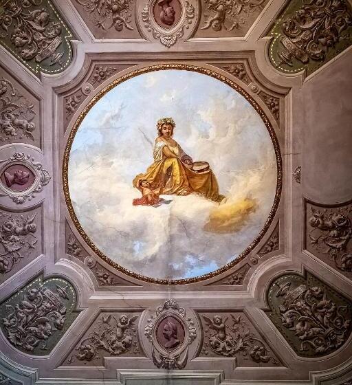 2 Bedroom Apartment with Views, Palazzo Gamba Apartments Al Duomo