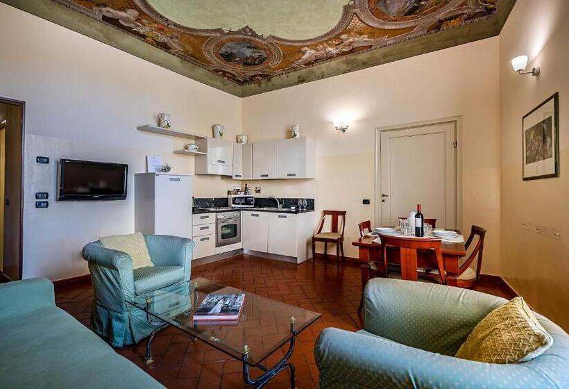 2-Schlafzimmer-Apartment mit Aussicht, Palazzo Gamba Apartments