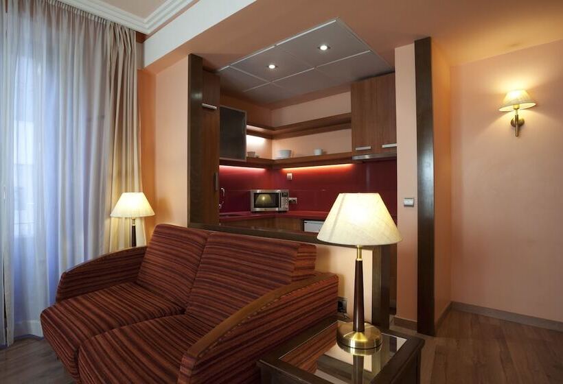 Suite, Suites Gran Via 44