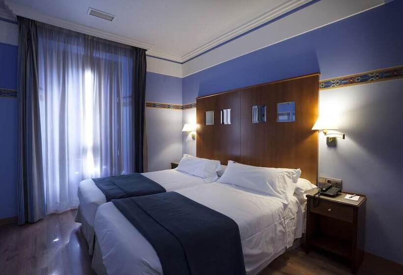 سوئیت 2 خوابه, Suites Gran Via 44