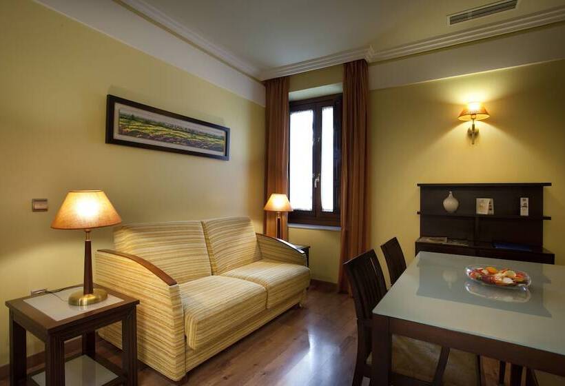 Suite, Suites Gran Via 44