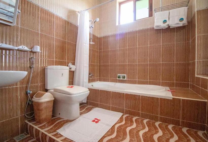 ویلای 3 خوابه, Sunny Palms Beach Bungalows