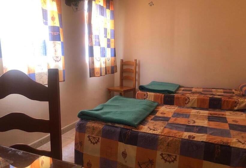 اتاق استاندارد, Hostal Algeciras