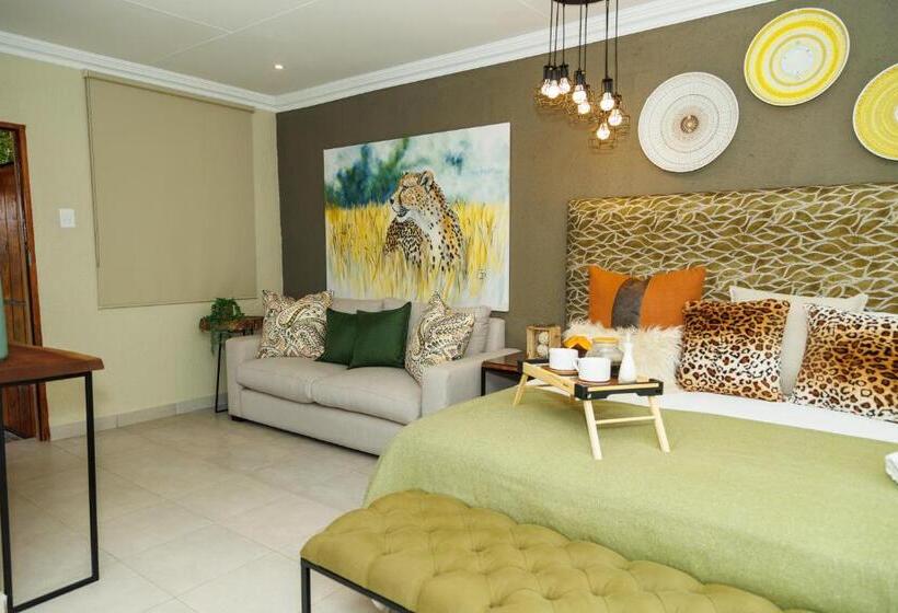 اتاق سوپریور با تخت بزرگ, Pumbaa Wildlife Park & Accommodation