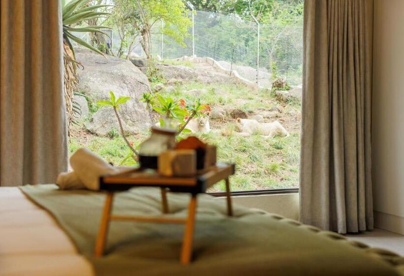 اتاق سوپریور با تخت بزرگ, Pumbaa Wildlife Park & Accommodation