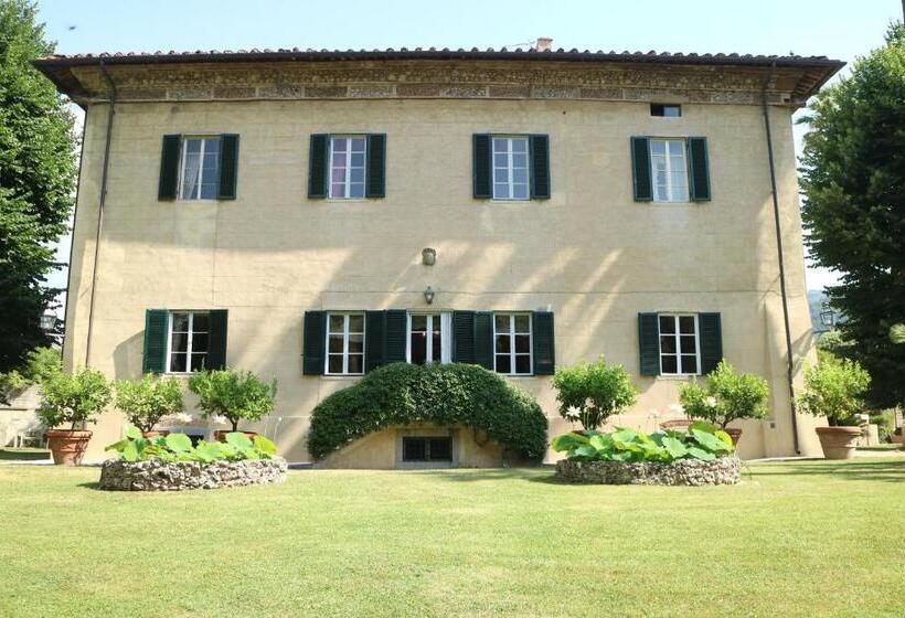 سوییت لوکس, Borgo Studiati Residenza D Epoca