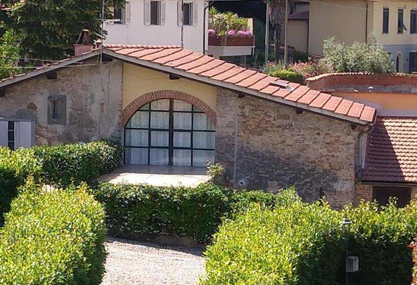 آپارتمان دوبلکس 1 خوابه, Borgo Studiati Residenza D Epoca