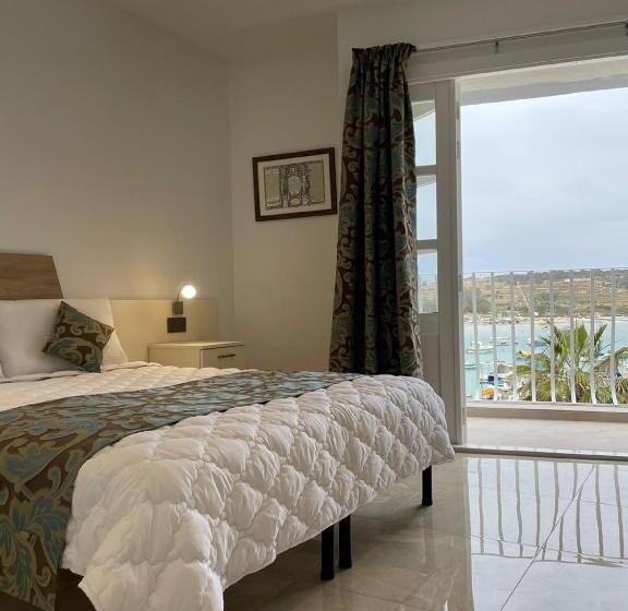 اتاق استاندارد با بالکن و چشم‌انداز دریا, La Reggia Seaview Guesthouse