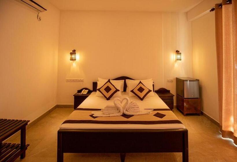 اتاق استاندارد با تخت بزرگ, Olu Villa Resort