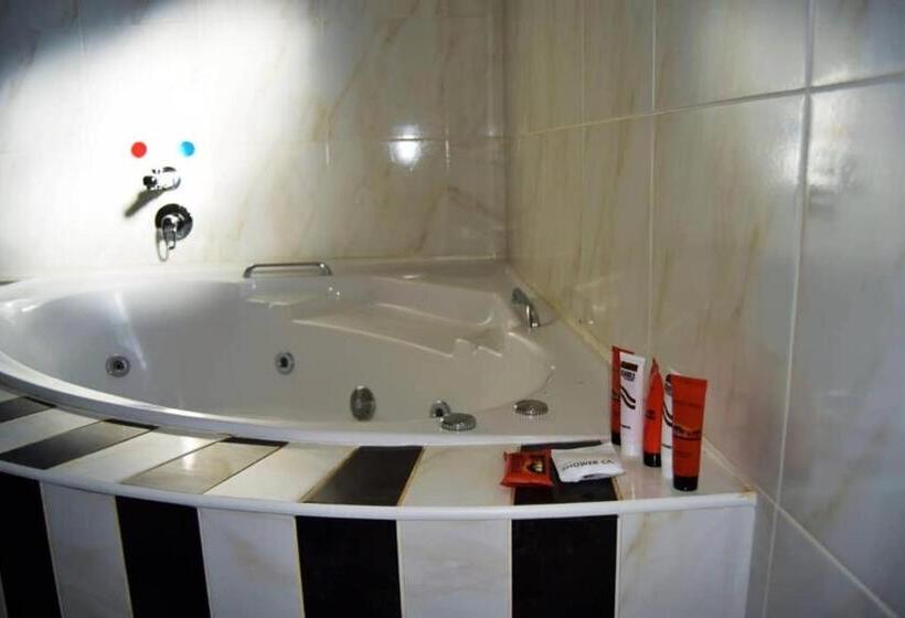 اتاق استاندارد با تخت بزرگ, Homey Guesthouse
