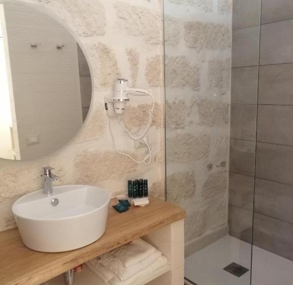 اتاق لوکس چهار تخته, 7palazzi