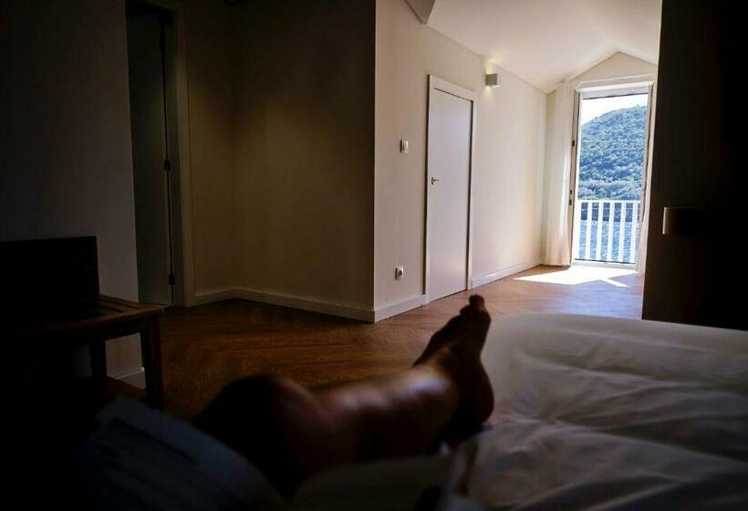 디럭스 룸 바다 전망, Mid Atlantic Boutique Hostel