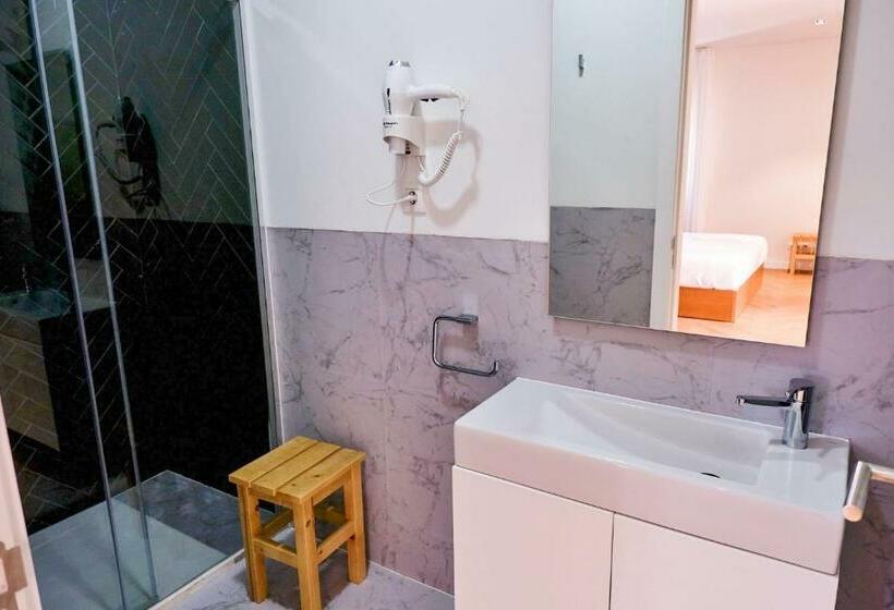 디럭스 룸 바다 전망, Mid Atlantic Boutique Hostel