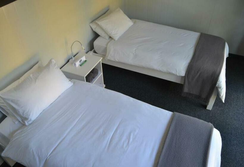اتاق استاندارد, Sleepover Kmia