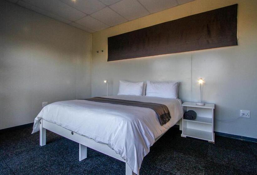 اتاق استاندارد, Sleepover Kmia