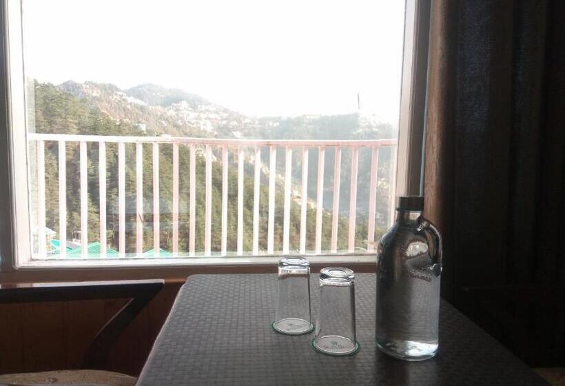 اتاق لوکس, Seven Hills Shimla By Him Haults Hospitality