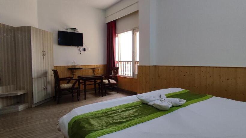 اتاق لوکس, Seven Hills Shimla By Him Haults Hospitality