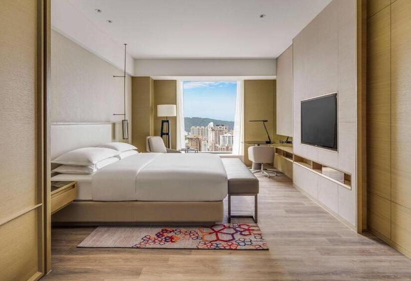 سوئیت اجرایی با تخت کینگ, Kaohsiung Marriott