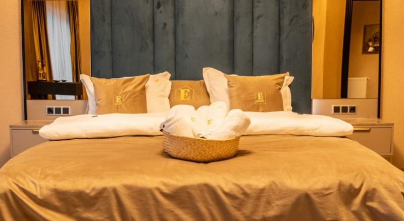 Deluxe Room Mountain View, Elexus Apartments Poiana Brasov