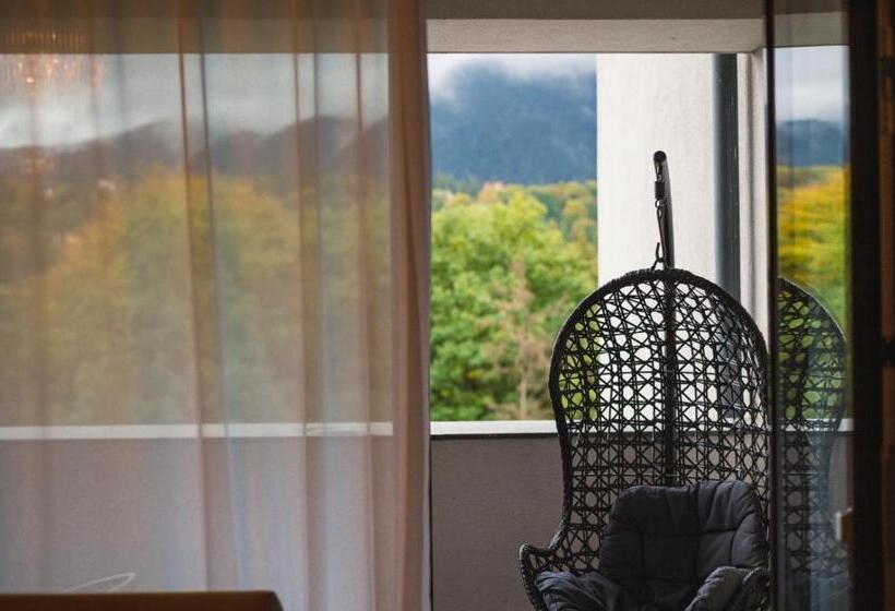 سوییت جونیور لوکس, Elexus Apartments Poiana Brasov