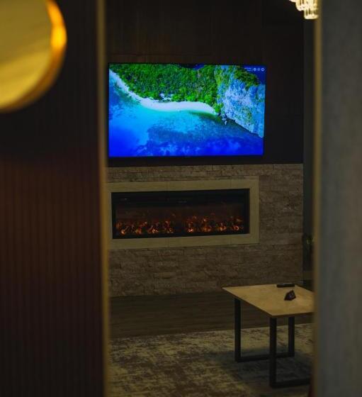 سوییت جونیور لوکس, Elexus Apartments Poiana Brasov