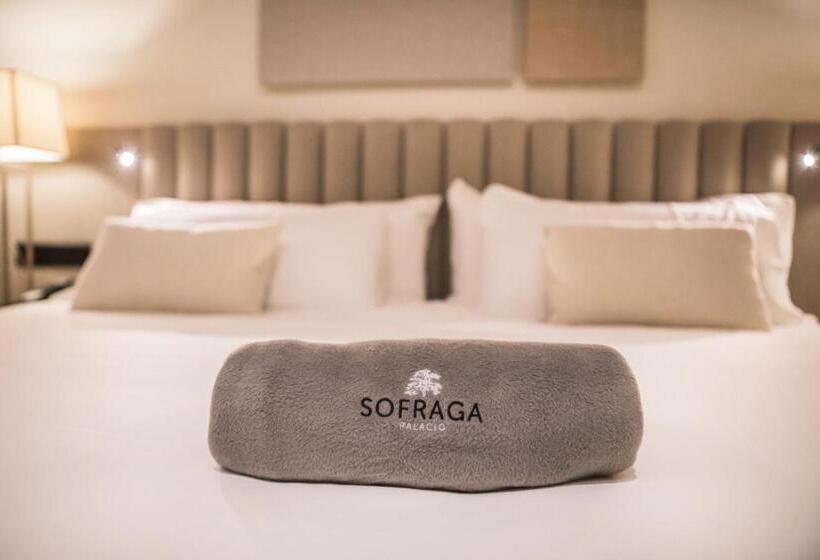 سوئیت جونیور با تخت بزرگ, Sofraga Palacio