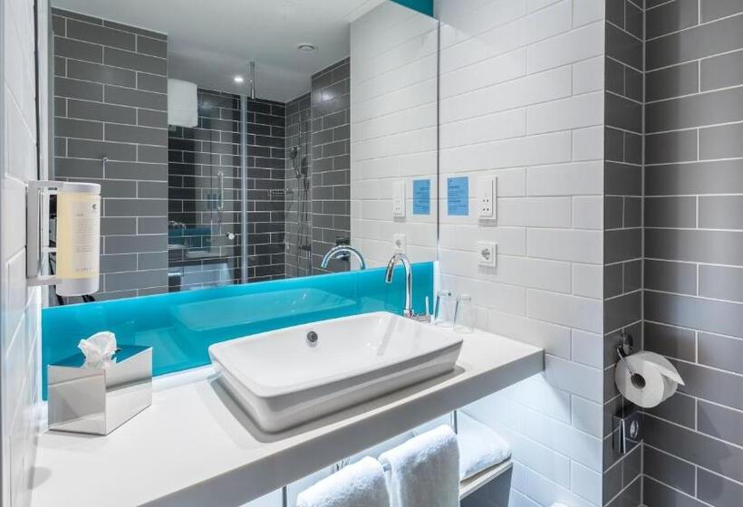 اتاق استاندارد, Holiday Inn Express Düsseldorf   Hauptbahnhof, An Ihg