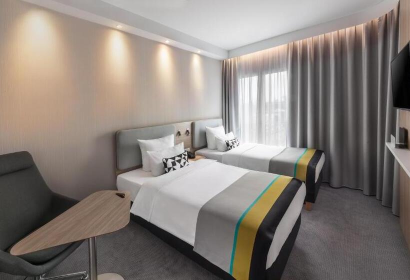 اتاق استاندارد, Holiday Inn Express Düsseldorf   Hauptbahnhof, An Ihg
