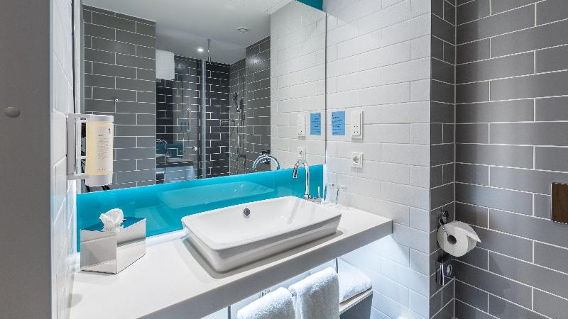 اتاق استاندارد, Holiday Inn Express Düsseldorf   Hauptbahnhof, An Ihg