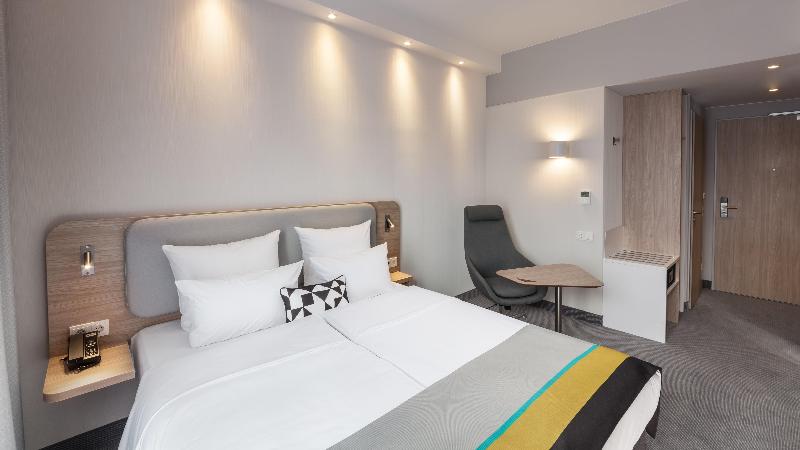 اتاق استاندارد, Holiday Inn Express Dusseldorf Hauptbahnhof