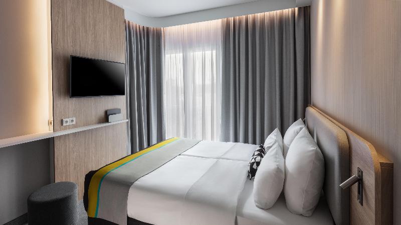 اتاق استاندارد, Holiday Inn Express Düsseldorf   Hauptbahnhof, An Ihg